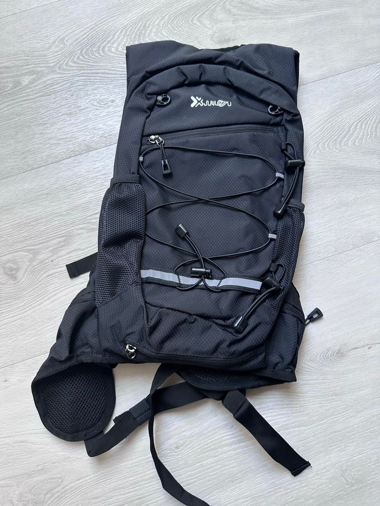 Zwarte Hydratatie Rugzak met Waterzak - Ideaal voor Sport, 40 tot 60 cm, 30 cm of meer, Zwart, Ophalen of Verzenden