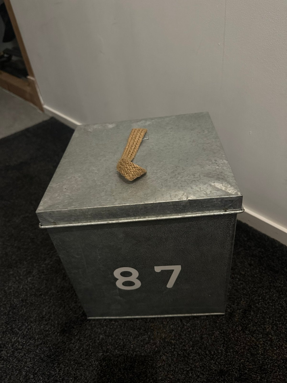 Decoratieve opbergbox - Zink met touw handvat, Ophalen, Gebruikt, Metaal