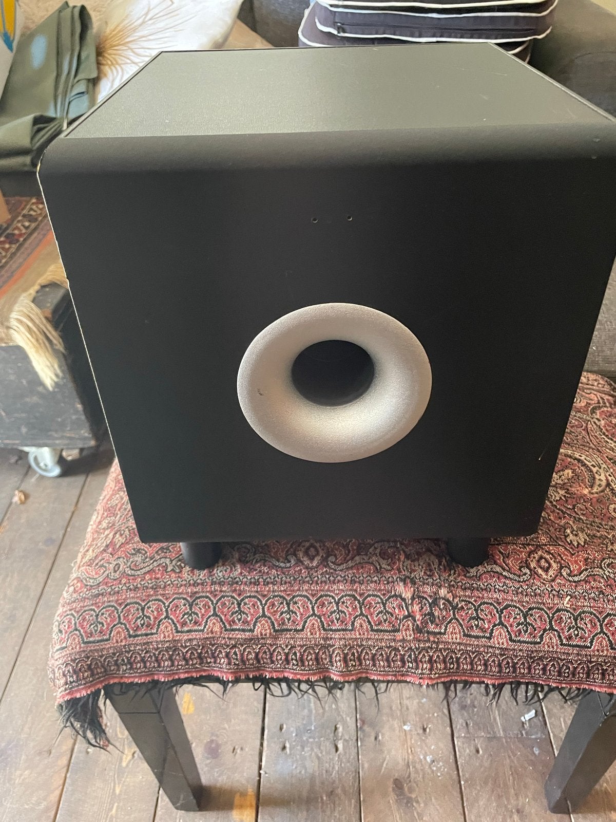 Skytronic actieve subwoofer 200W, Audio, Tv en Foto, Gebruikt, Subwoofer, Ophalen of Verzenden, Basreflex
