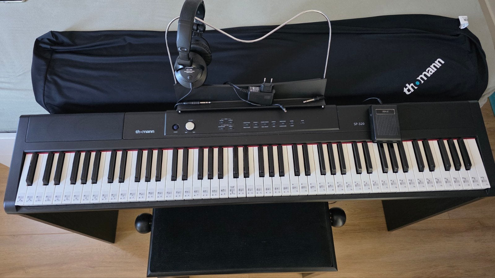 Thomann SP320 Elektrische Piano Set met Accessoires, Ophalen, Zwart, Digitaal, Zo goed als nieuw