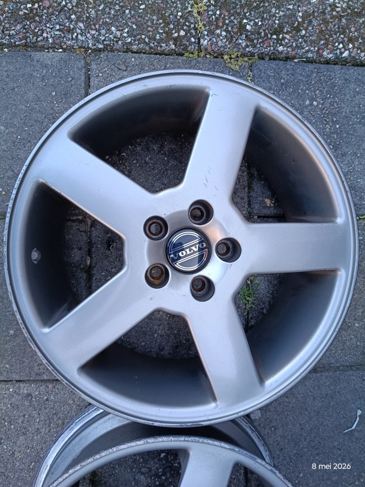 Titan en Volans wlsets 17 inch, Ophalen, Gebruikt, Volvo