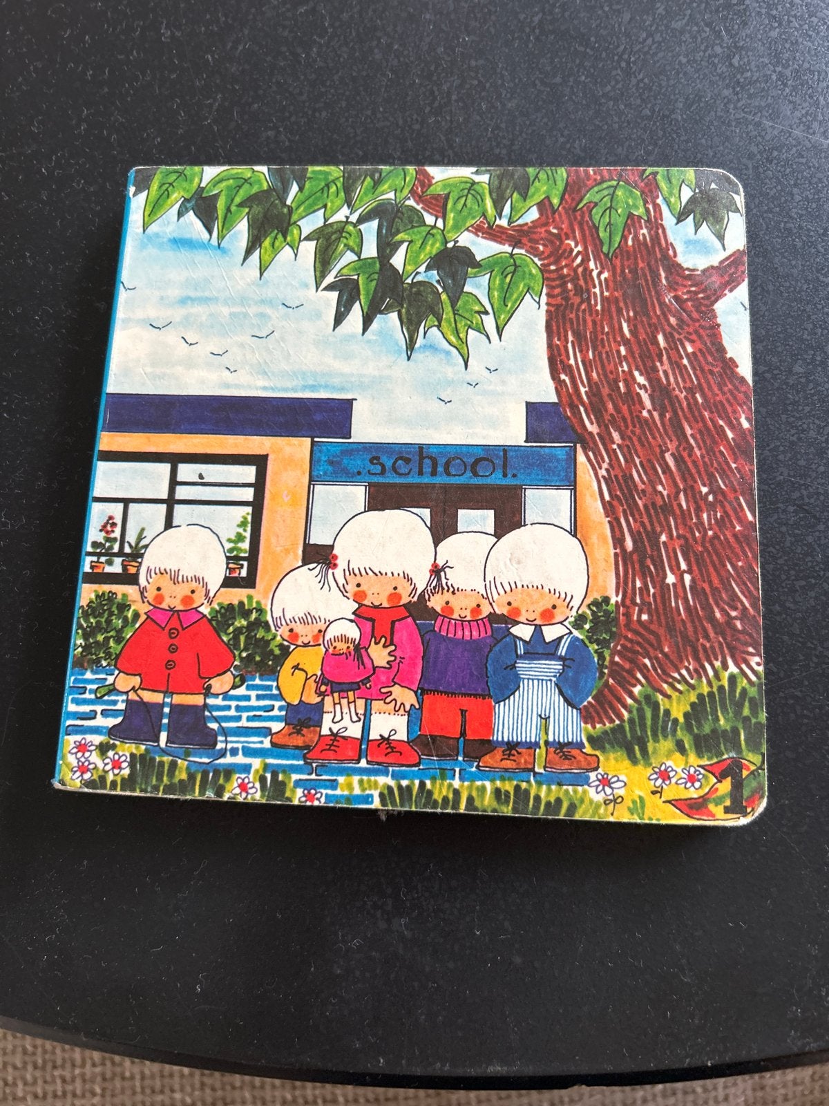 Botjes uit - Tweede Druk - Vintage Kinderboek botje school, Boeken, Gelezen, Fictie algemeen, Jongen of Meisje, Ophalen of Verzenden
