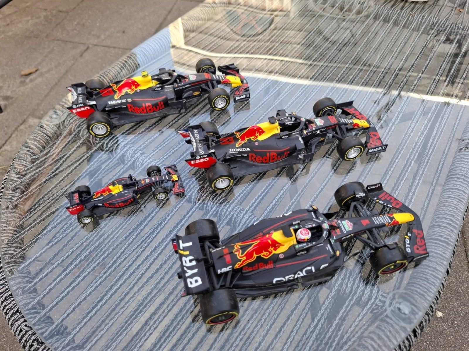 Miniatuur auto's RedBull Max Verstappen, Ophalen of Verzenden, Zo goed als nieuw, Bburago