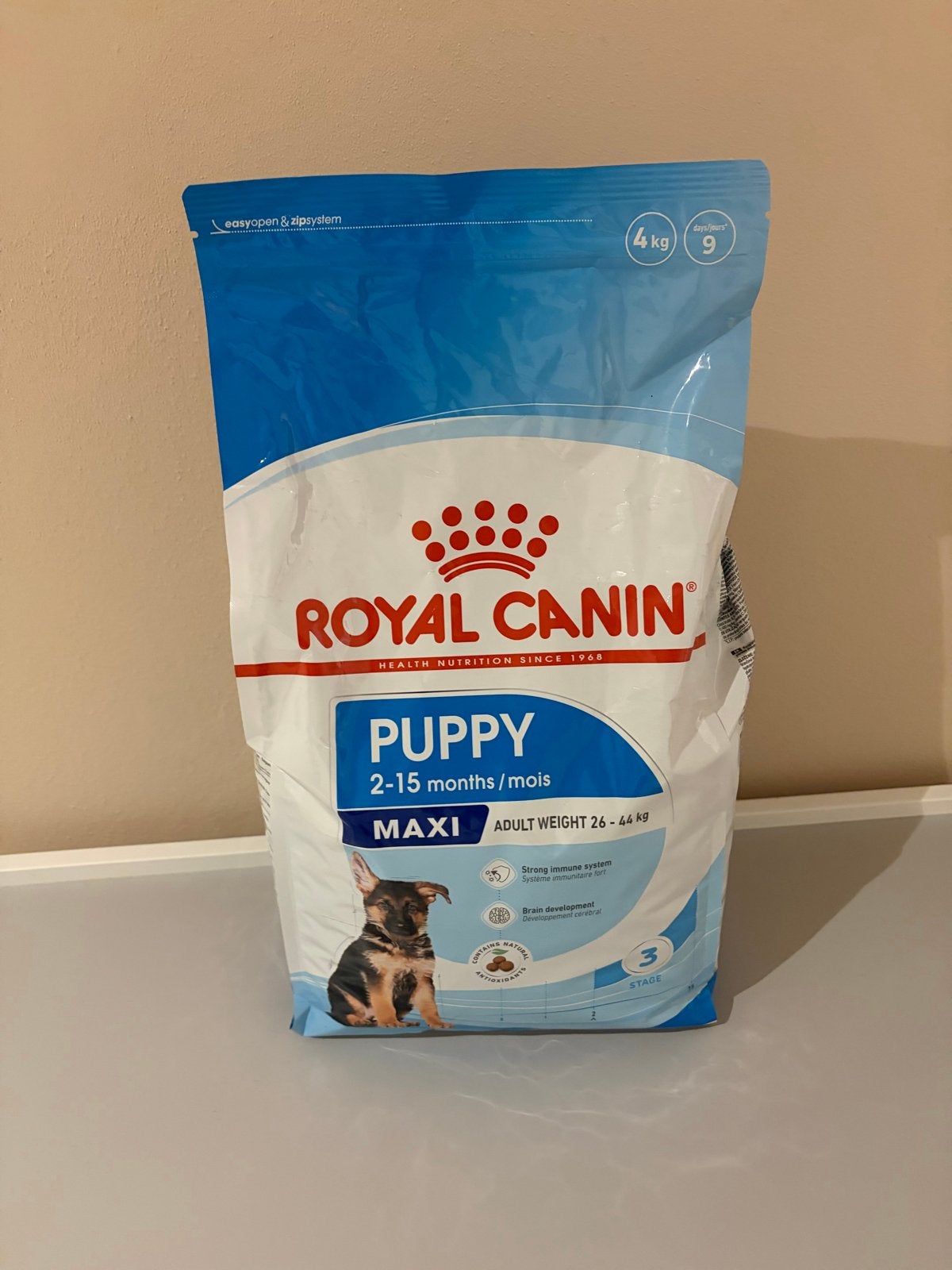 Royal Canin Puppy, Ophalen, Hond