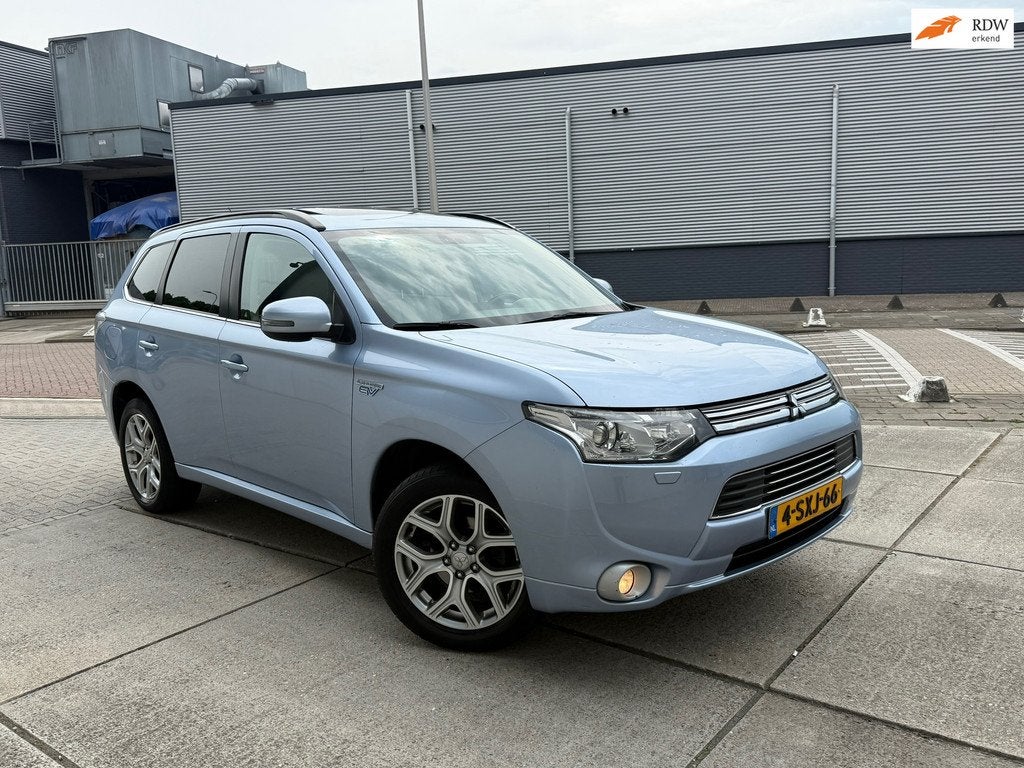 Mitsubishi Outlander 2.0 PHEV Instyle DAK AUTOMAAT APK LEER, Outlander, 4 cilinders, Blauw, Hybride Elektrisch/Benzine