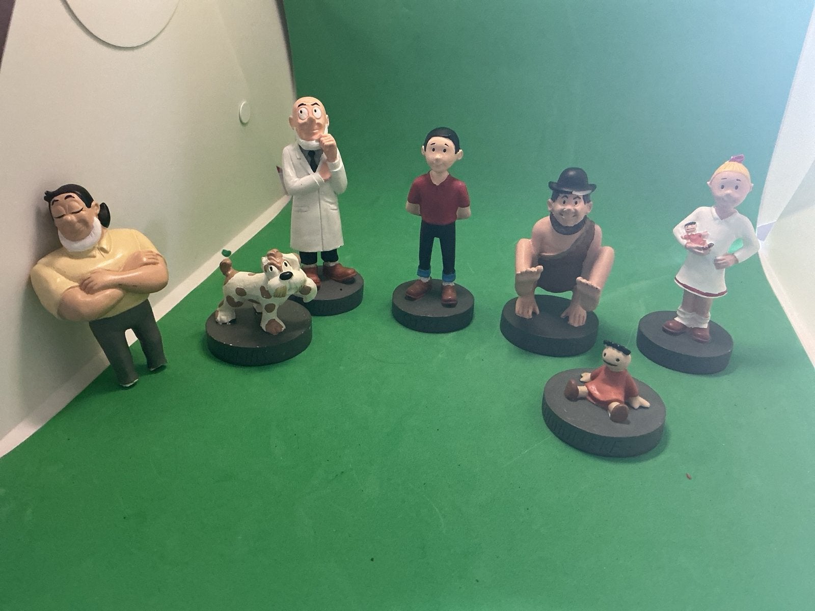 Set van 7 beeldjes met diverse karakters, Verzamelen, Ophalen of Verzenden, Gebruikt