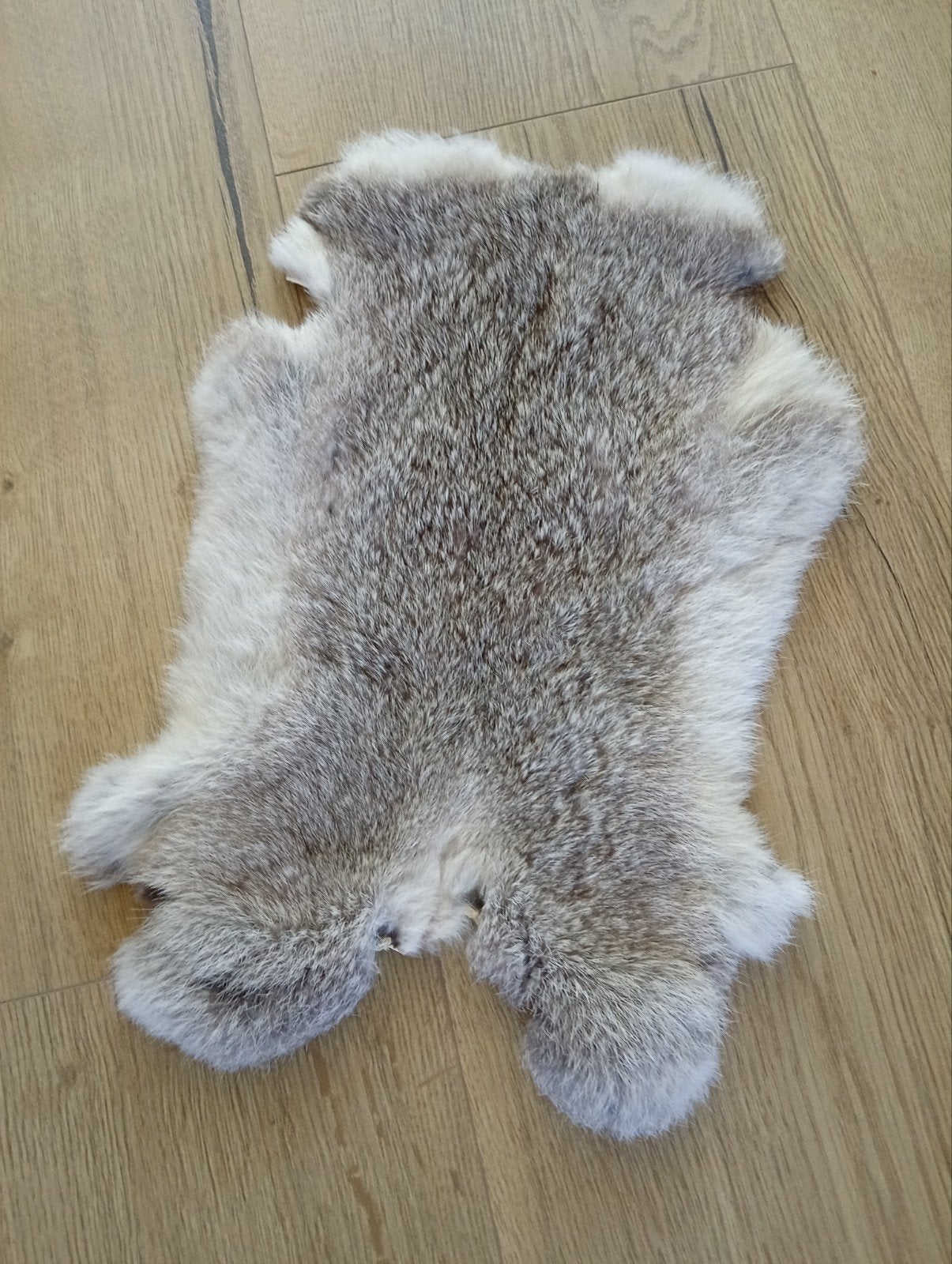 Konijnen vachtje., Ophalen of Verzenden, Rechthoekig, 50 tot 100 cm