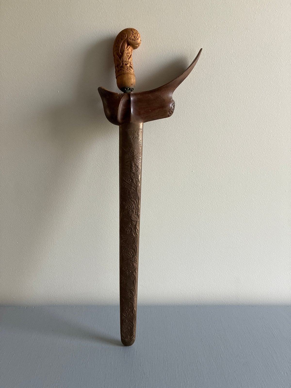 Antieke Indonesische Kris met Golvende Kling, Antiek en Kunst, Ophalen of Verzenden