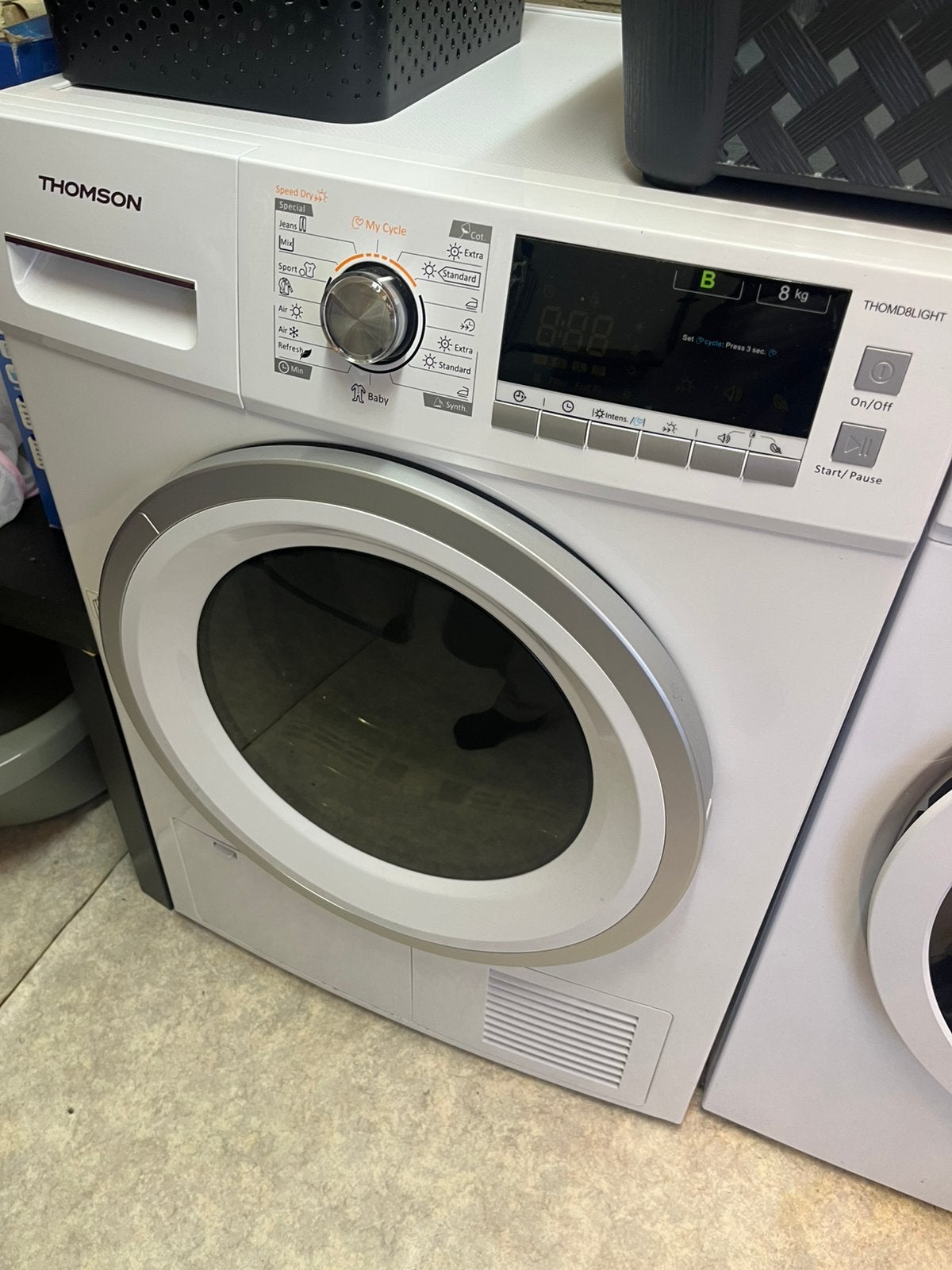 Thomson condensdroger, Witgoed en Apparatuur, Wasdrogers, Ophalen, 6 tot 8 kg, Zo goed als nieuw, 85 tot 90 cm