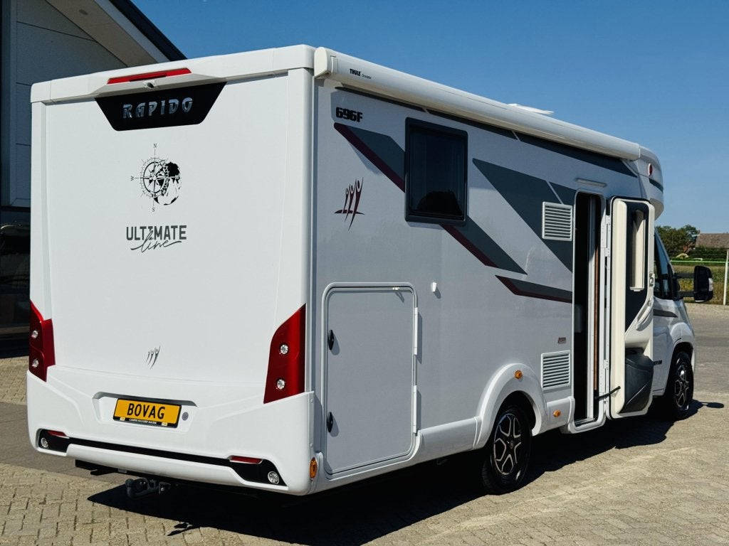 Foto 7 van Rapido Ultimate Line 696 F Automaat Heavy Chassis Keyless go