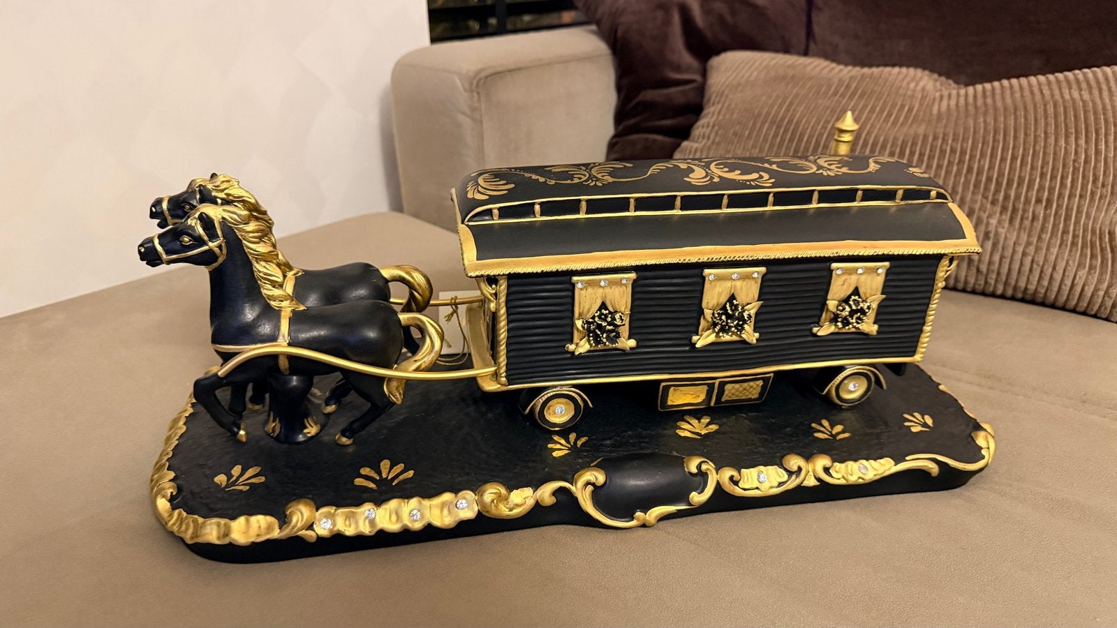 Sabadin Vittorio Porseleinen Paarden met woonwagen, Antiek en Kunst, Ophalen
