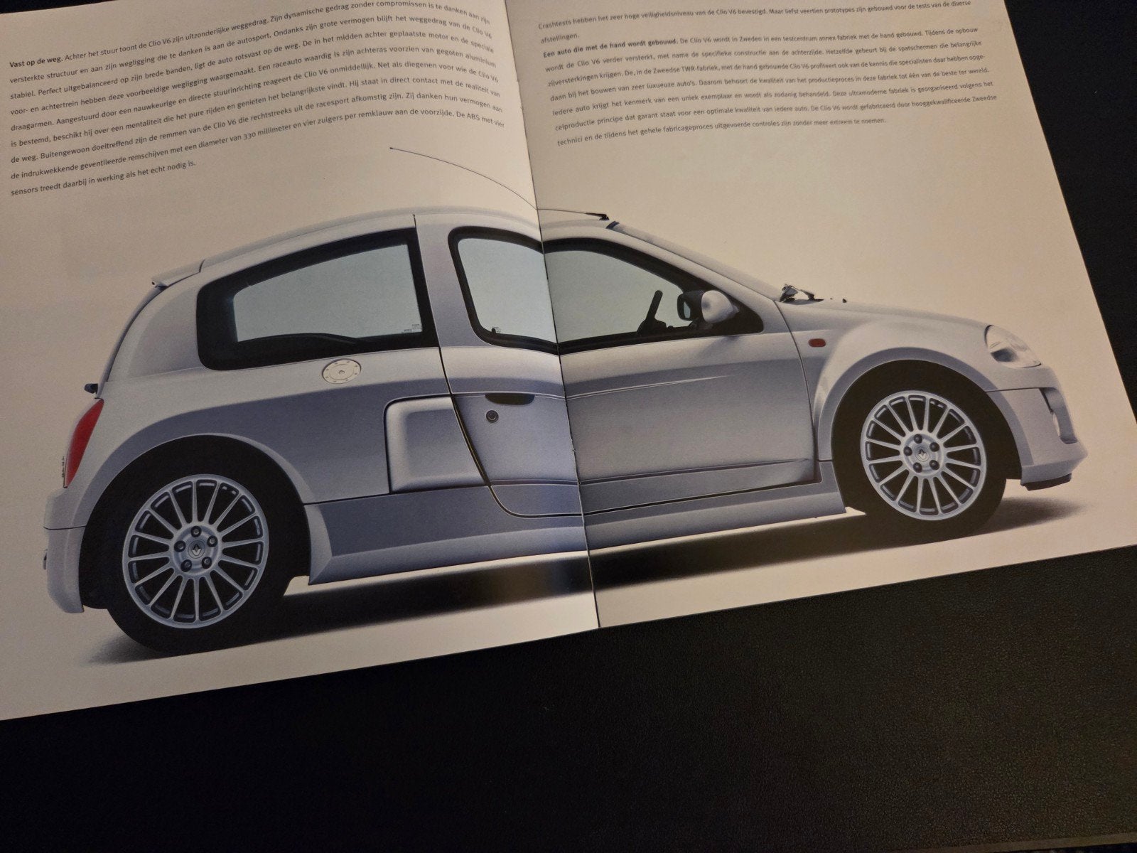 Brochure Renault Sport Clio V6 2001, Ophalen of Verzenden, Zo goed als nieuw, Renault