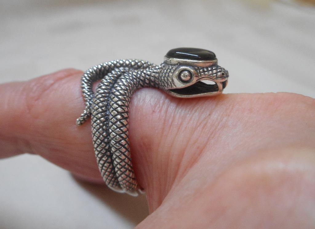 Zilveren royale unisex ring slang maat 19 nr.123, Sieraden, Tassen en Uiterlijk, Ringen, Verzenden, 19 tot 20, Zo goed als nieuw
