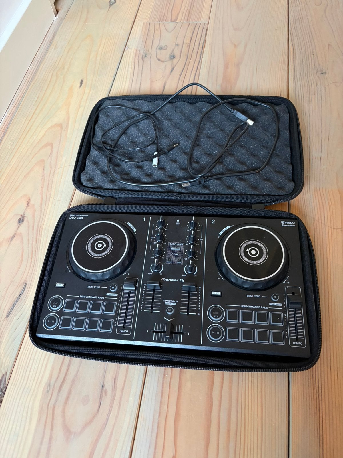 DDJ - 200 - 2-channel Smart DJ Controller - Pioneer DJ, Ophalen, Zo goed als nieuw, Draaitafel, Pioneer