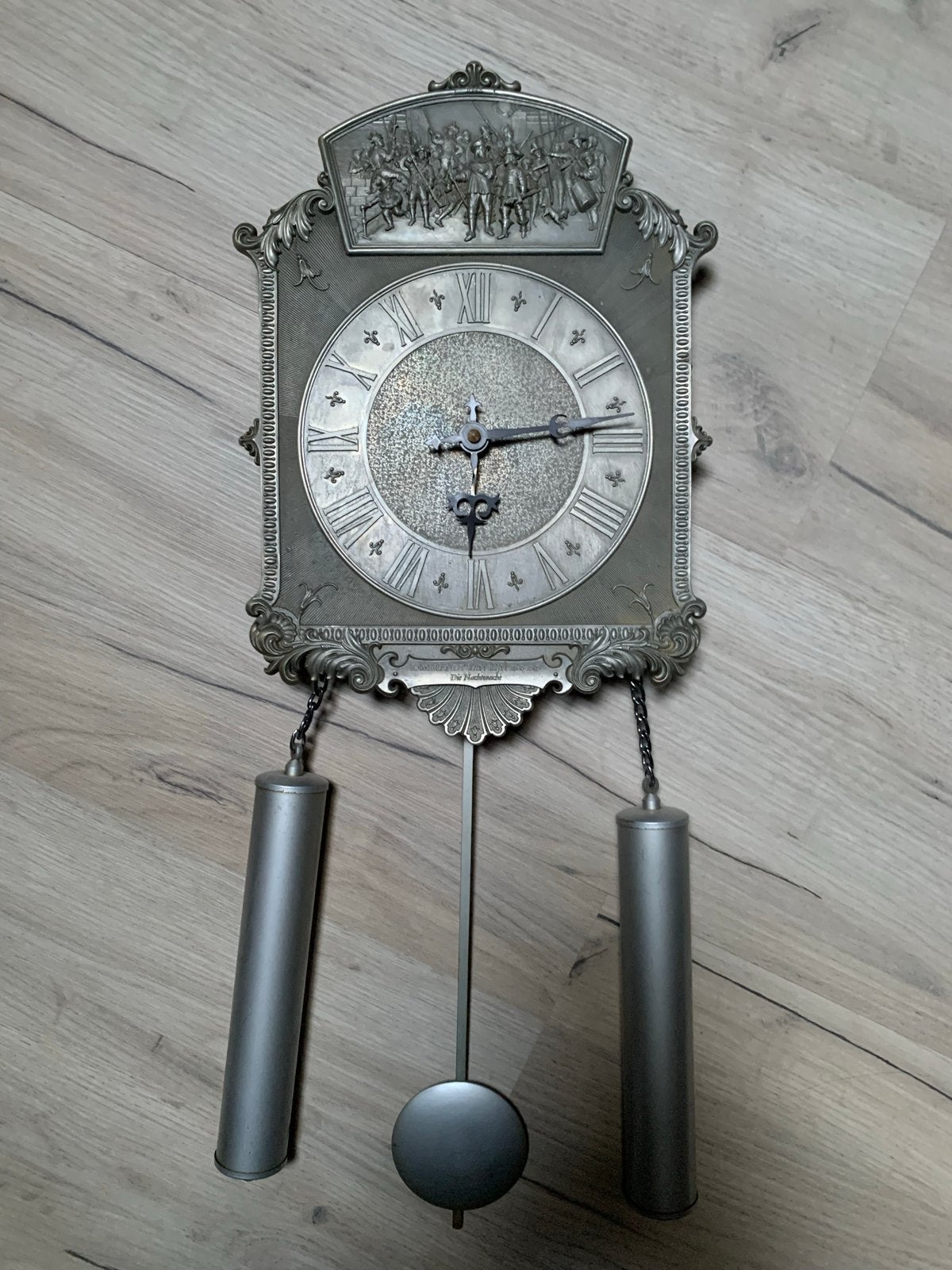 Antieke WMF Sola zink wandklok 'De Nachtwacht' - Pewter, Antiek en Kunst, Ophalen of Verzenden