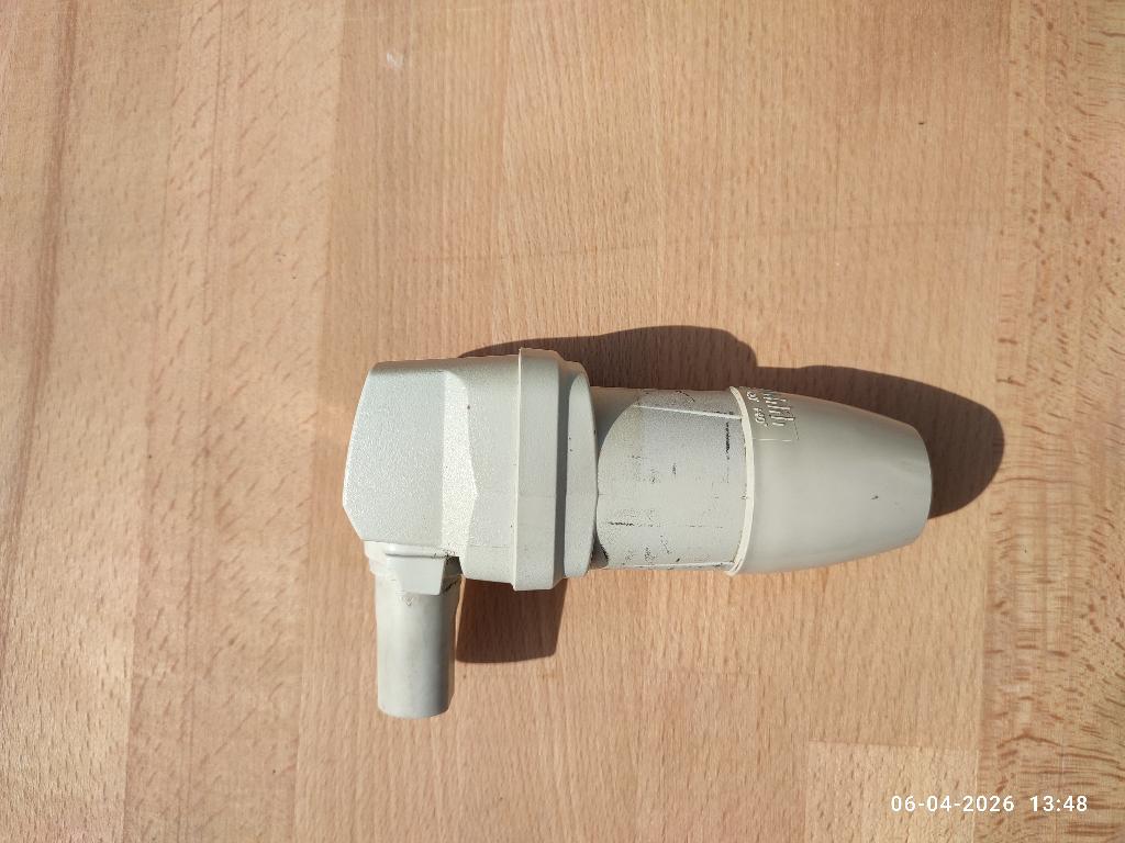 ALPS LNB  Universal LNB, Ophalen of Verzenden, Gebruikt, (Schotel)antenne-accessoires, Overige merken