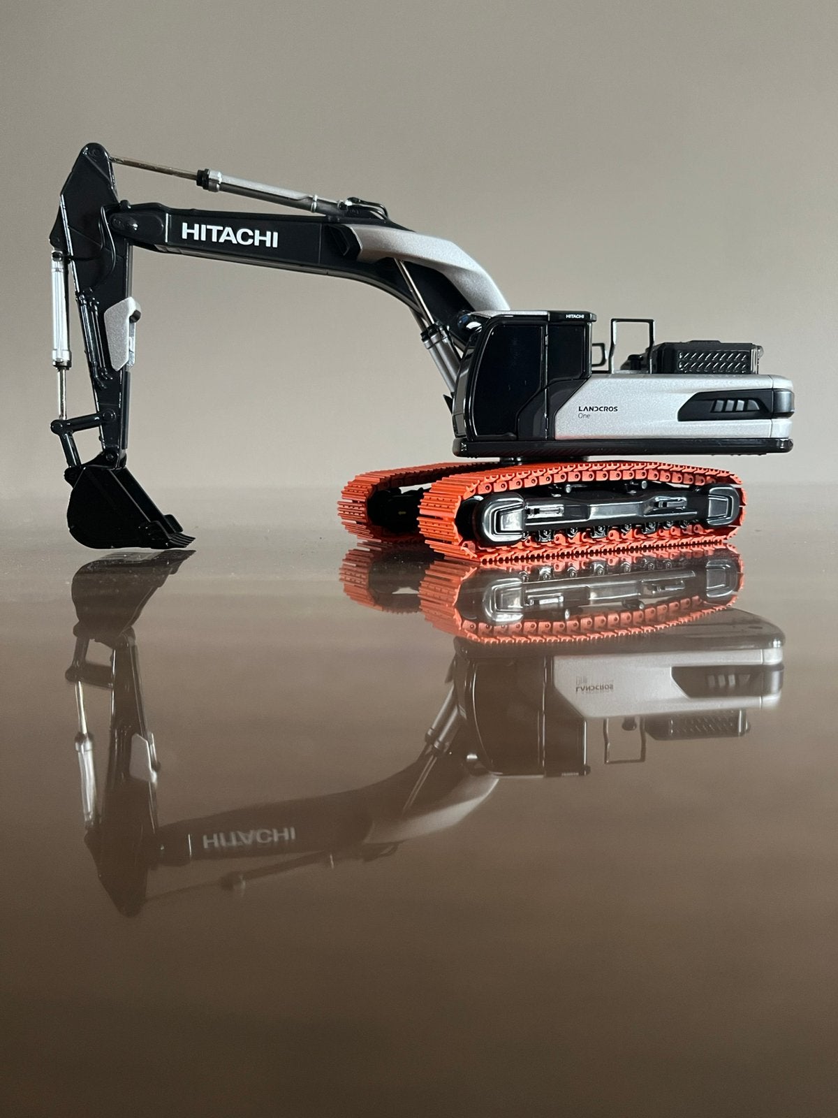 Hitachi Landcros One rupsgraafmachine TMC Nieuw primeur, Hobby en Vrije tijd, Modelauto's | 1:50, Ophalen of Verzenden, Nieuw