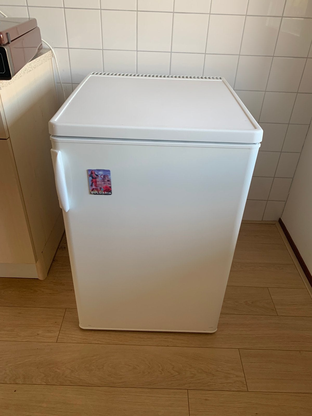 Koelkast Ikea Tafelmodel koelkast met vriesvak als nieuw, Witgoed en Apparatuur, Ophalen of Verzenden, Zo goed als nieuw, Met vriesvak