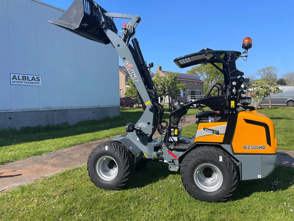 Giant G2500HD kniklader Nieuw! (bj 2026), Tobroco, Info@tobroco.com, NL, Wiellader of Shovel