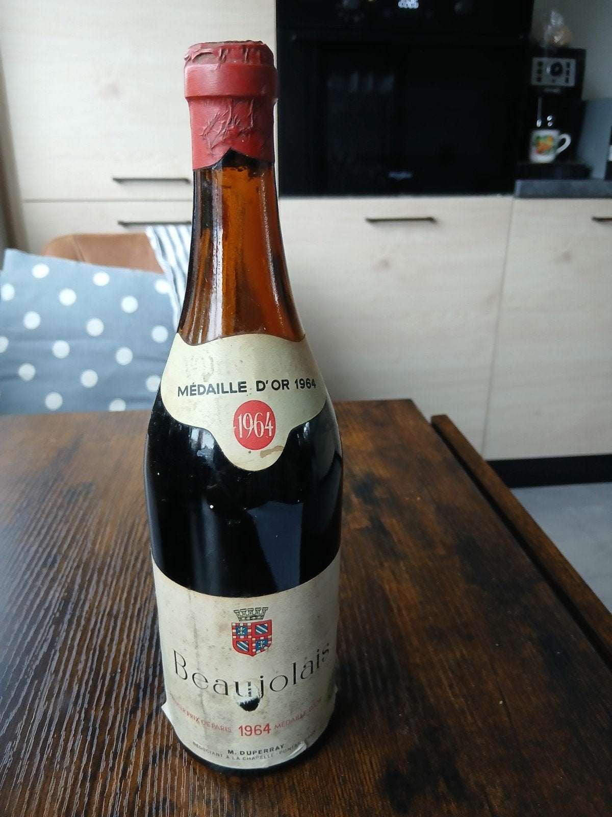 Vintage Beaujolais Rode Wijn 1964 - Médaille d'Or, Verzamelen, Wijnen, Gebruikt, Frankrijk, Ophalen of Verzenden, Rode wijn