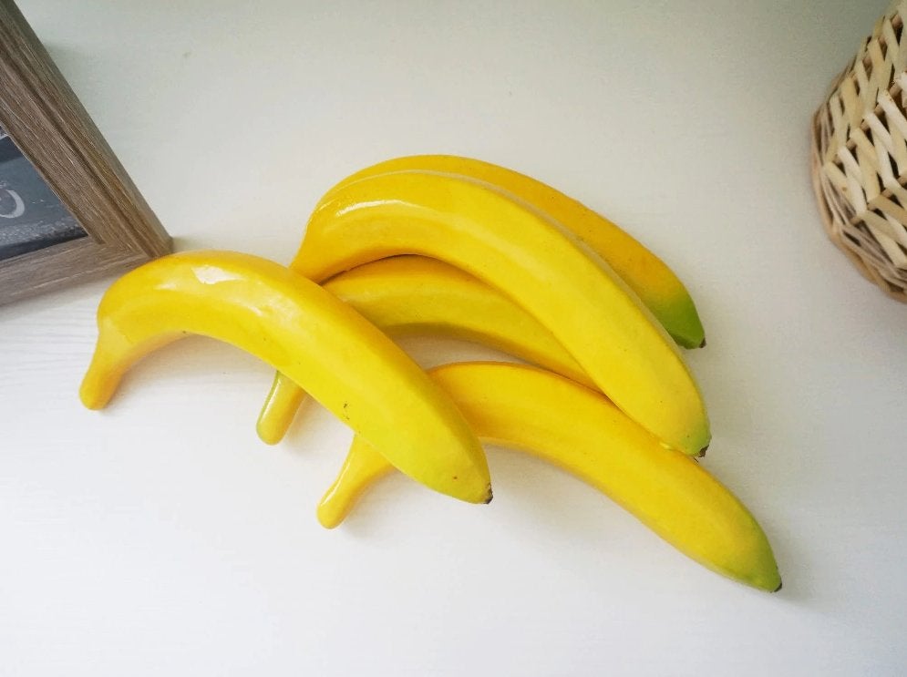 6 Kunst Bananen / Nep Sier Fruit Voedsel Banaan Decoratie, Huis en Inrichting, Verzenden, Nieuw
