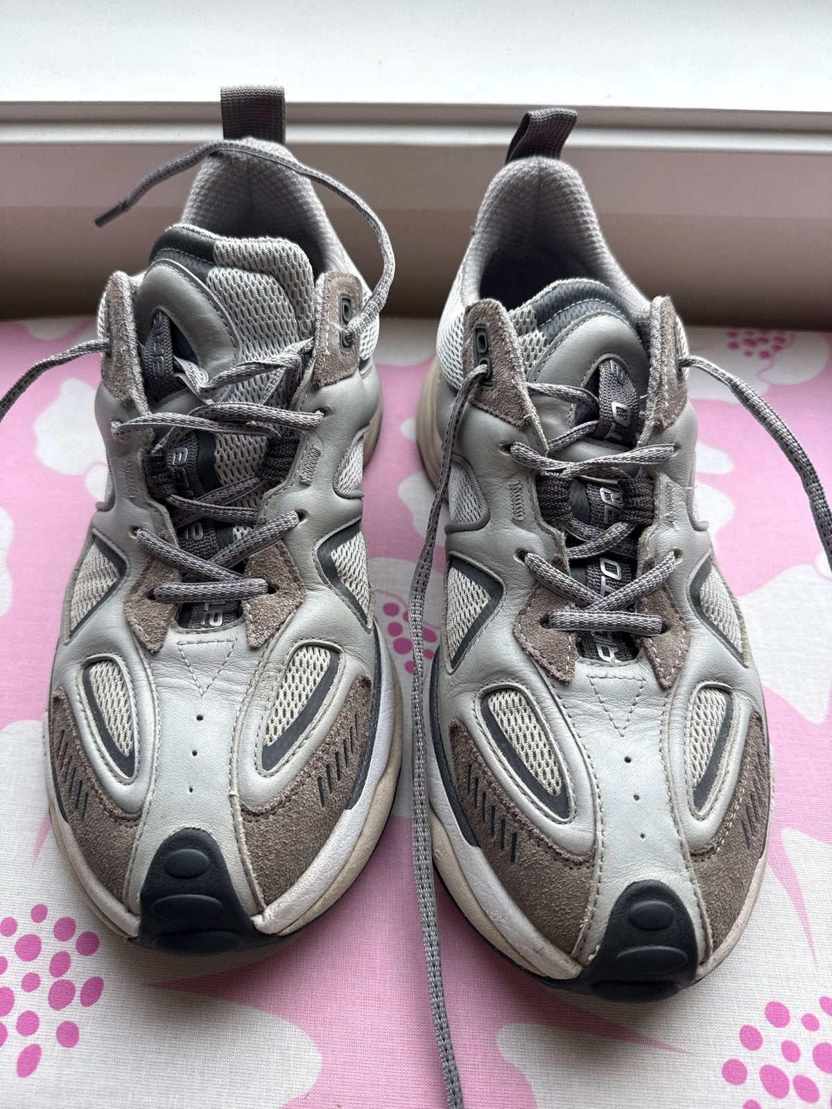Axel Arigato Sneakers Maat 43 - Gedragen, Ophalen of Verzenden, Gedragen, Overige kleuren, Sneakers of Gympen