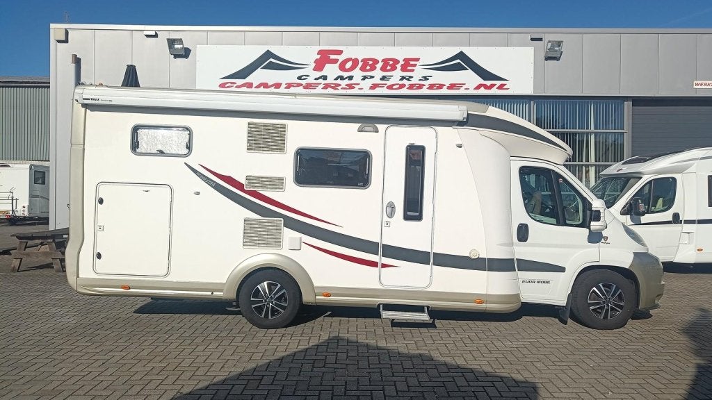 Eura Mobil Terrestra 700 EB TT, Luifel, Ringverwarming, Fiat, Bedrijf