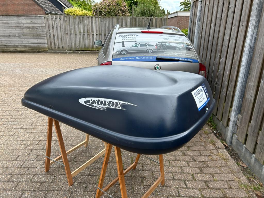 Dakkoffer Hapro Probox 425 ruim 390 liter inhoud, Ophalen, Gebruikt