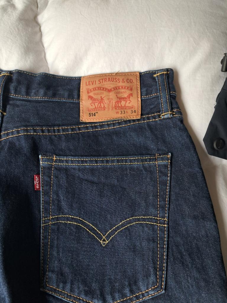 Levi's 514 Jeans W33 L30 - Donkerblauw, zo goed als nieuw, Levi's, Blauw, Ophalen of Verzenden, Zo goed als nieuw
