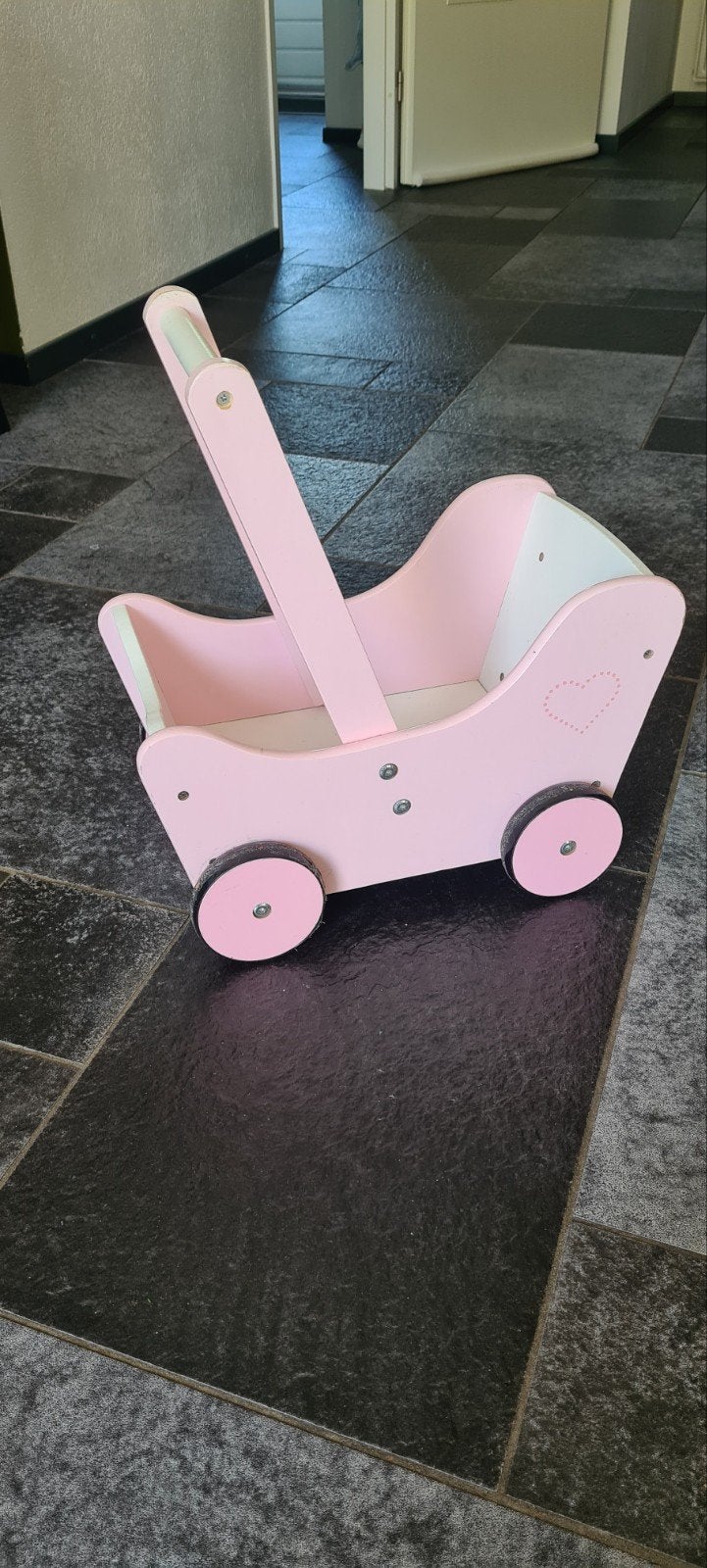 Houten poppenwagen, Ophalen, Gebruikt