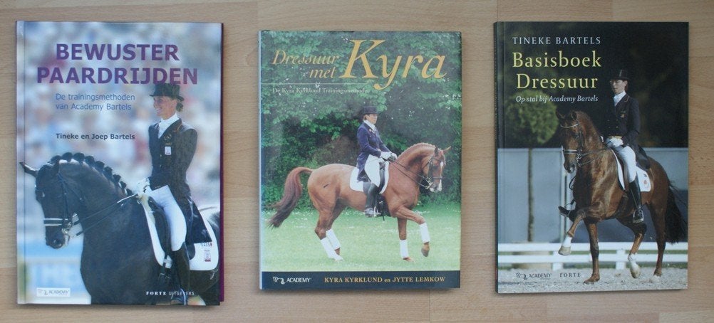Diverse boeken, Ophalen of Verzenden, Zo goed als nieuw, Paarden of Pony's