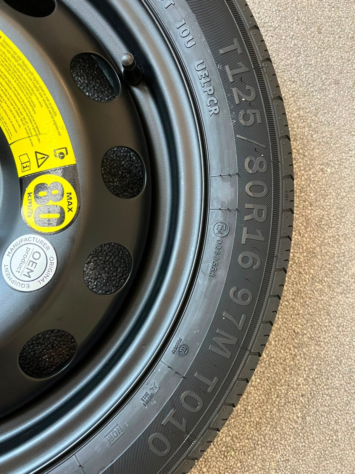 Nieuwe Thuiskomer T125/80R16 97M - Ongebruikt, Ophalen of Verzenden, Nieuw
