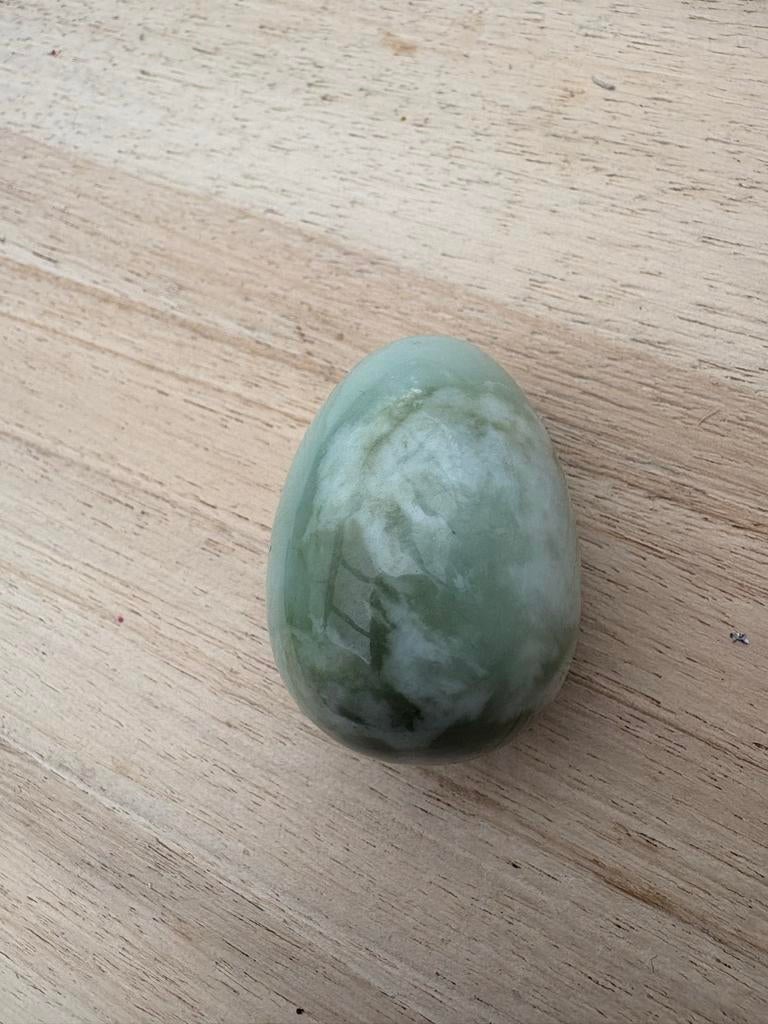 Prachtige Jade Yoni Ei - Natuurlijke Welzijn, Thrifter, Ophalen of Verzenden, Ossenkamppad 25, The-Thrift-Store@outlook.com
