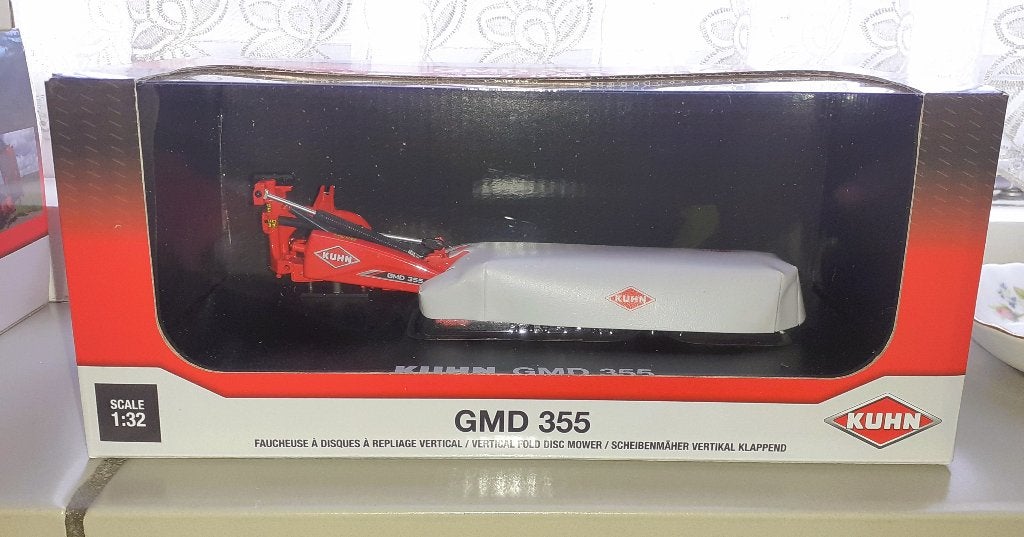 Kuhn maaier GMD 355 - UH, Hobby en Vrije tijd, Modelauto's | 1:32, Ophalen of Verzenden, Nieuw, Tractor of Landbouw, Universal Hobbies