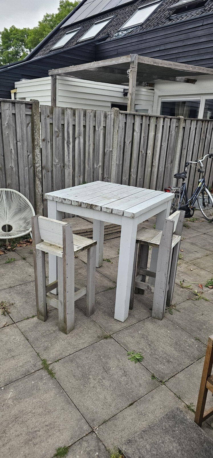 Houten tuinset: tafel met 2 krukken, Ophalen