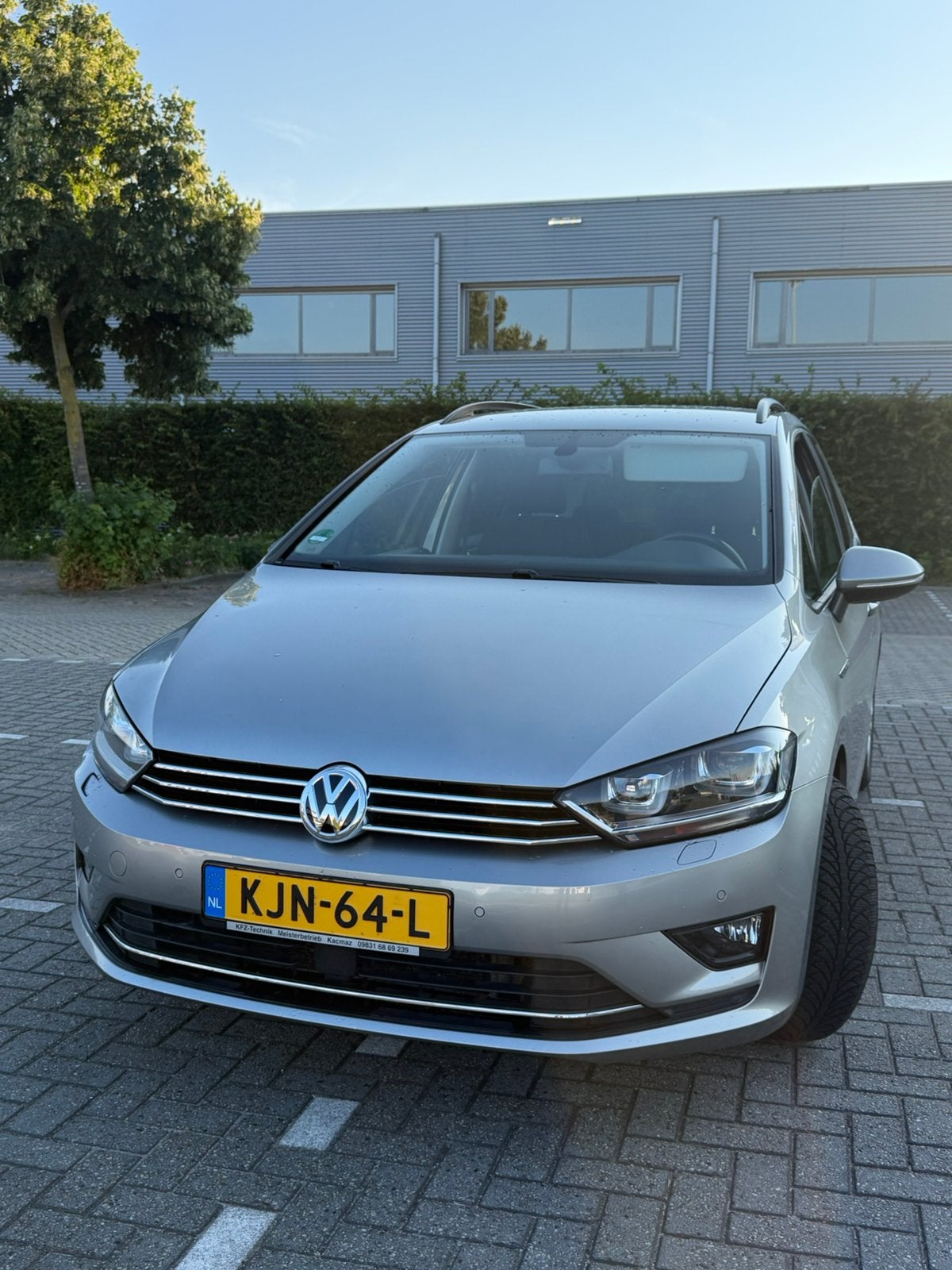 Volkswagen Golf Sportsvan 1.2 TSI 81KW 2015 Grijs, Auto's, Volkswagen, 4 cilinders, Adaptieve lichten, Golf Sportsvan, Handgeschakeld