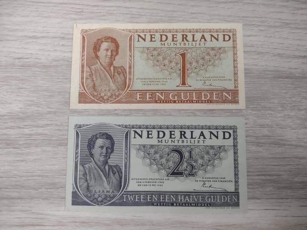 Setje vrijwel UNC biljetten 1 en 2,5 gulden 1949, muntbiljet, Ophalen of Verzenden