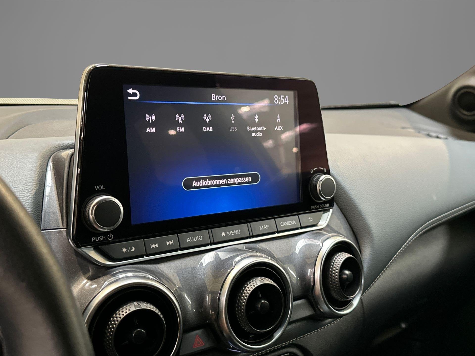 Foto 14 van Nissan Juke 1.0 DIG-T Tekna 114PK | Automaat | BOSE Audio |