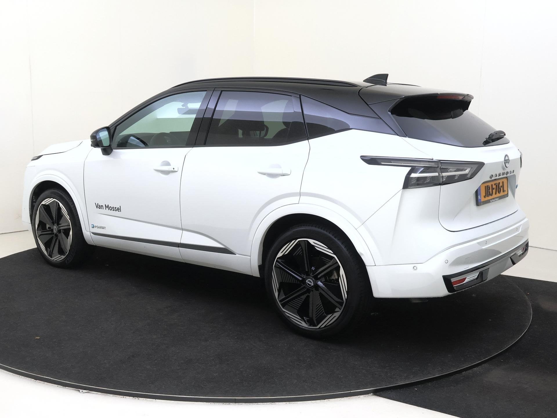 Nissan Qashqai 1.5 e-Power N-Design | Panorama-dak | Stoelve, Auto's, Dealer onderhouden, 1497 cc, 190 pk, 2 kWh