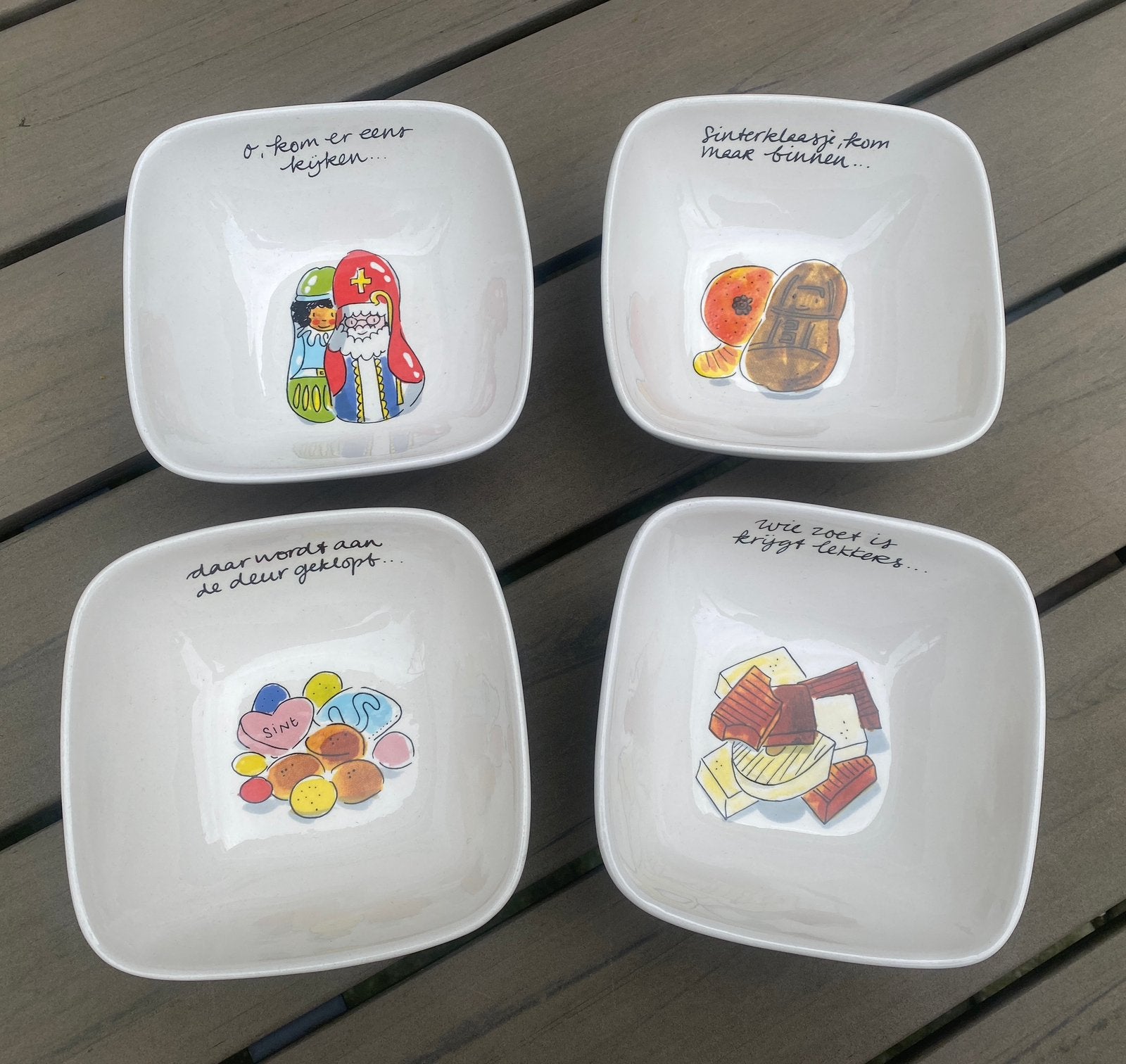 Sinterklaas schaaltjes blond Amsterdam, Nieuw, Ophalen of Verzenden, Schaal of Schalen, Overige stijlen