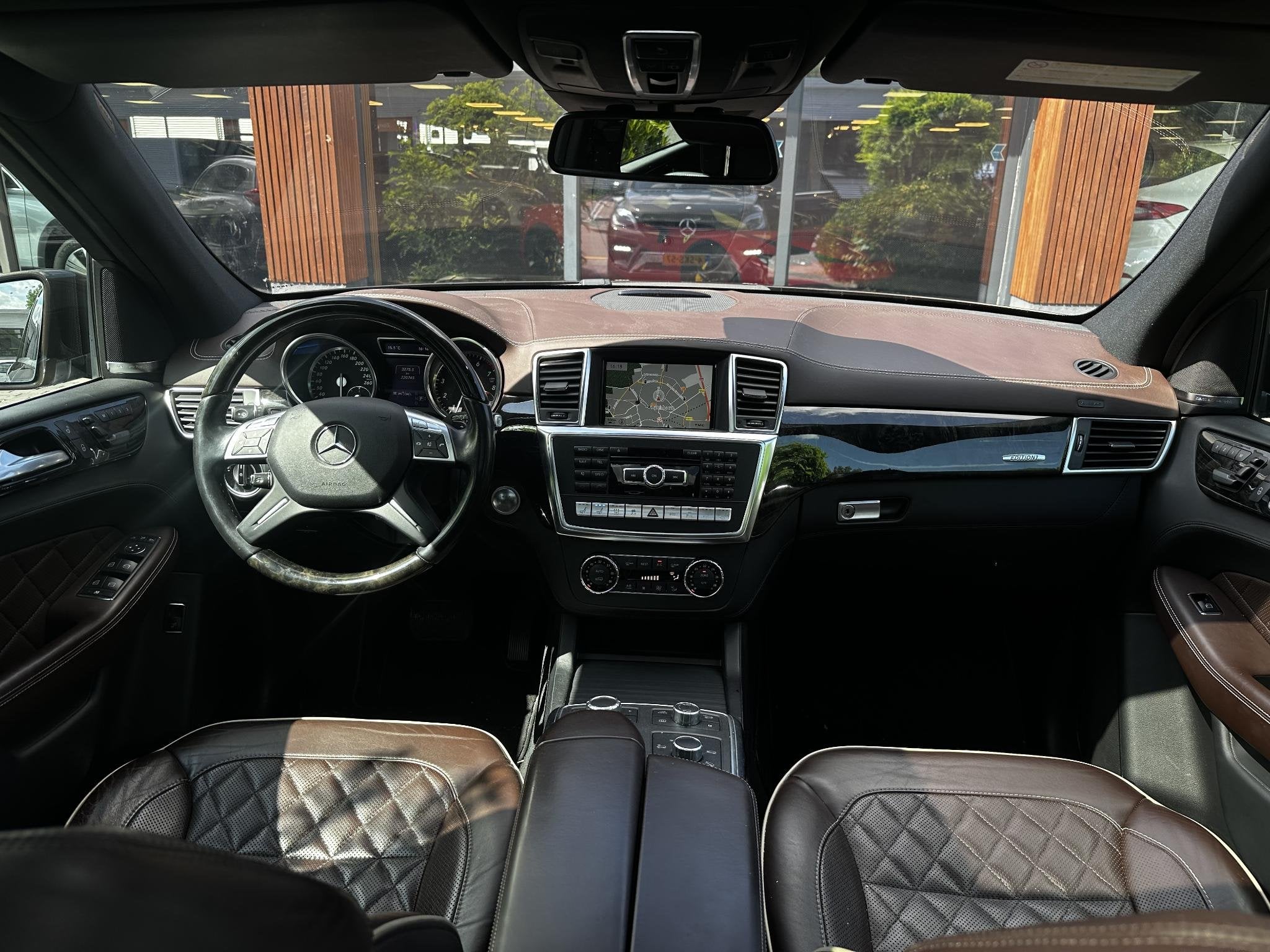 Mercedes-Benz M-klasse 350 Edition 1 AMG Panoramadak Designo, Automaat, Euro 5, Gebruikt, Bruin