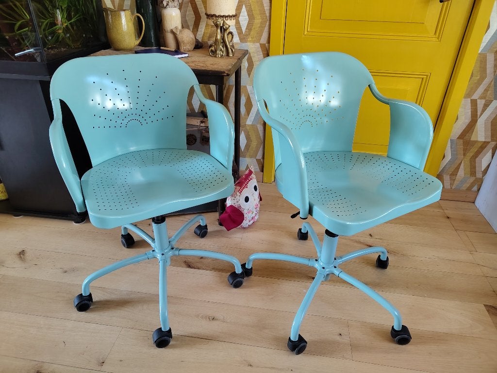 2 zeer nette ikea bureaustoelen, zgan, €45 p stuk, 2 v. €80, Ophalen, Twee, Blauw, Industrieel, vintage