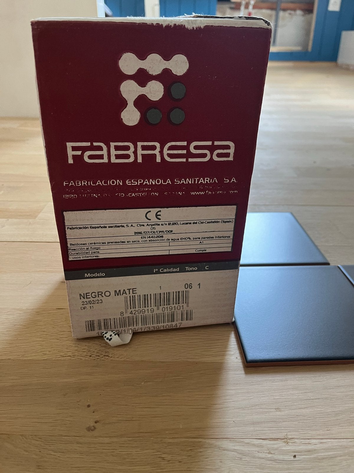 Twee dozen Fabresa Negro Mate wandtegels, Ophalen, Nieuw, Minder dan 20 cm, Minder dan 20 cm