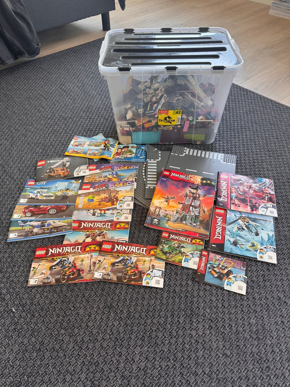 Grote partij LEGO (Ninjago, Technic, City en meer) + Dozen, Lego, Overige typen, Ophalen of Verzenden, Zo goed als nieuw