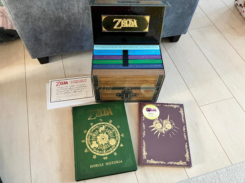 The Legend of Zelda Box Set Strategy Game Guide NIEUW!, Ophalen of Verzenden