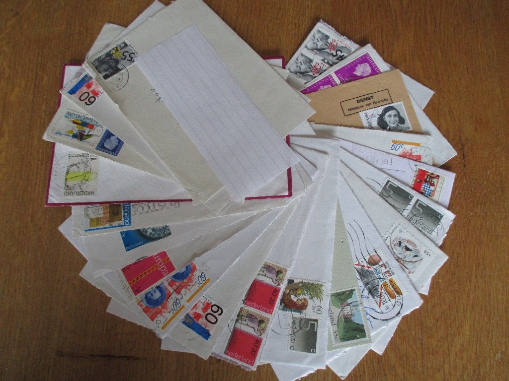 Postzegels op enveloppe Nederland., Ophalen of Verzenden, Envelop