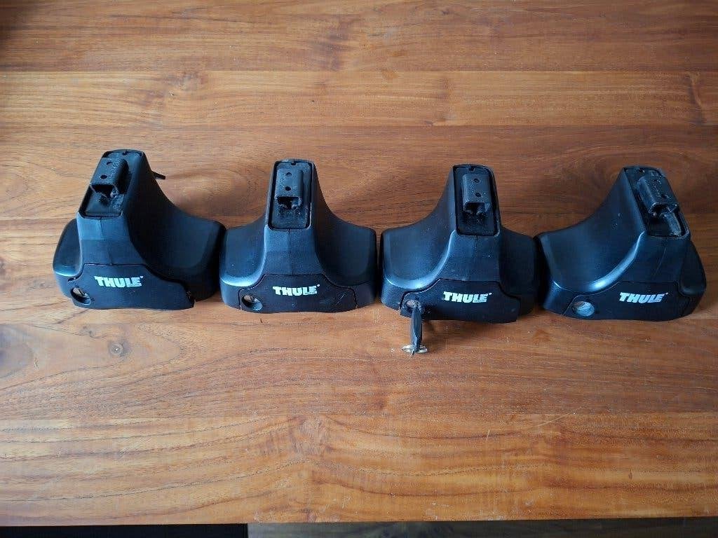 Thule 754 Voetenset + Kit 1468 en 1564 afzonderlijk te koop, Auto diversen, Ophalen of Verzenden, Gebruikt