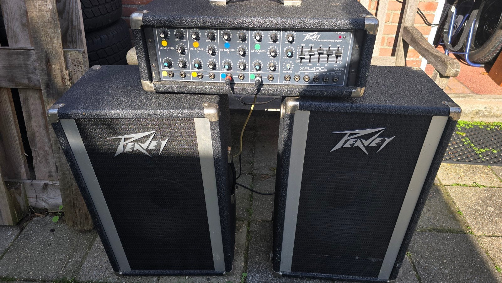 Peavey XR 400L Mengpaneel met 2 Peavey 200H Speakers, Ophalen, Gebruikt, 100 watt of meer