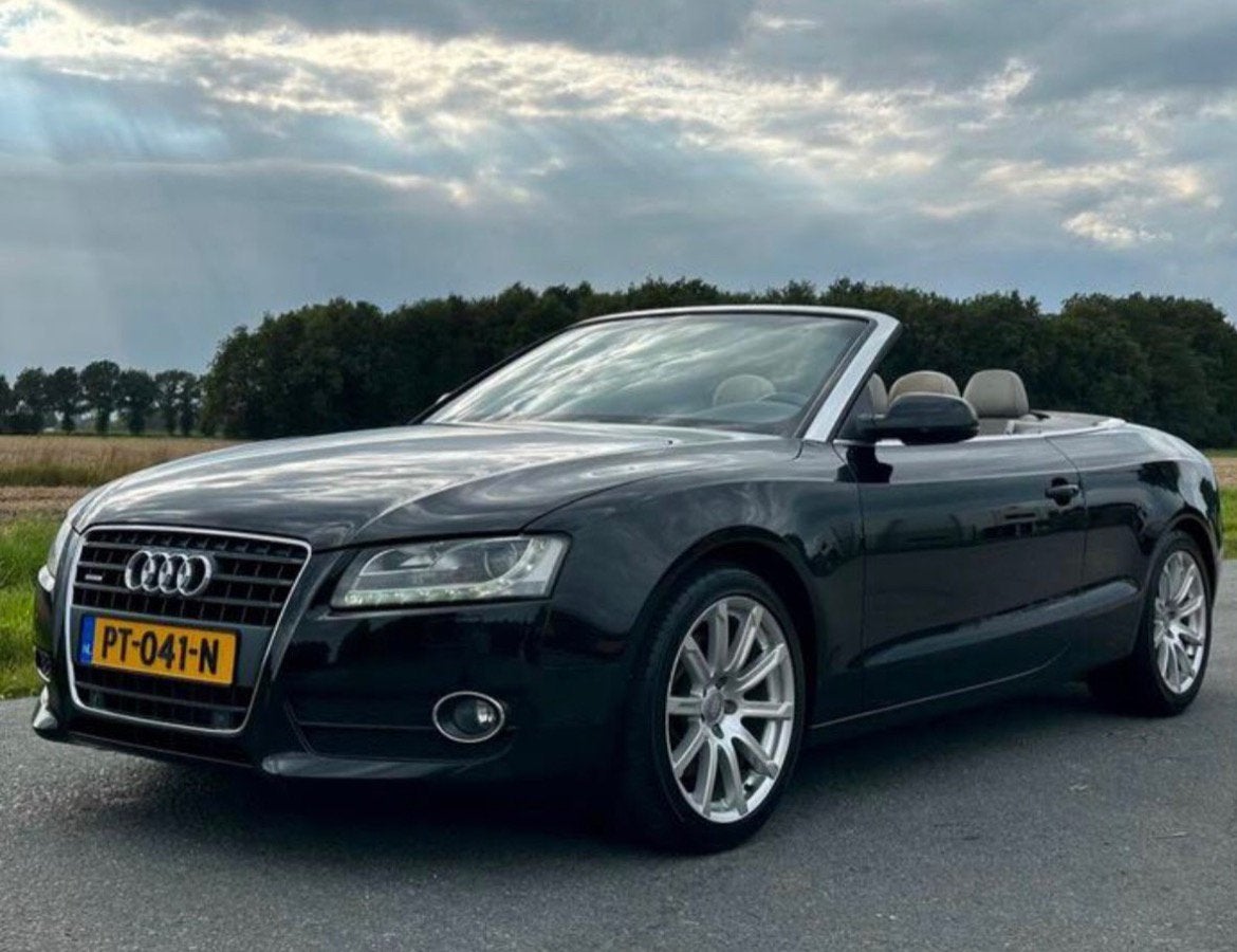 Audi A5 2.0 Tfsi Cabrio Quattro b.j. 2011, Auto's, Beige, 4 cilinders, 4 stoelen, Zwart