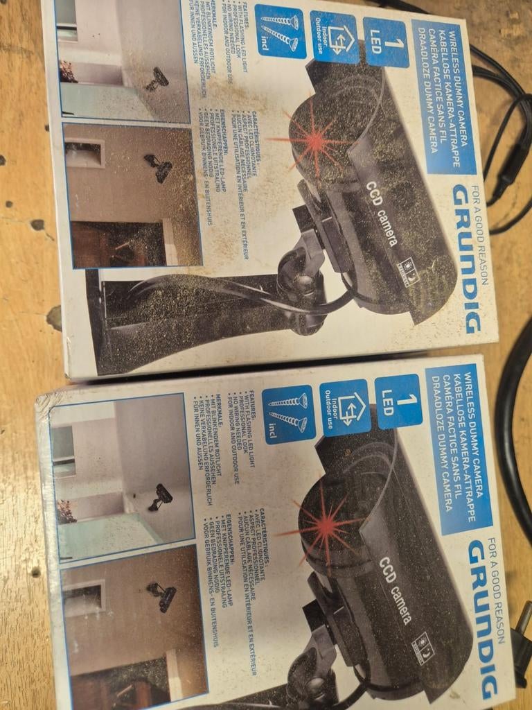 Grundig Draadloze Dummy Camera met Knipperende LED, Ophalen of Verzenden, Nieuw, Buitencamera